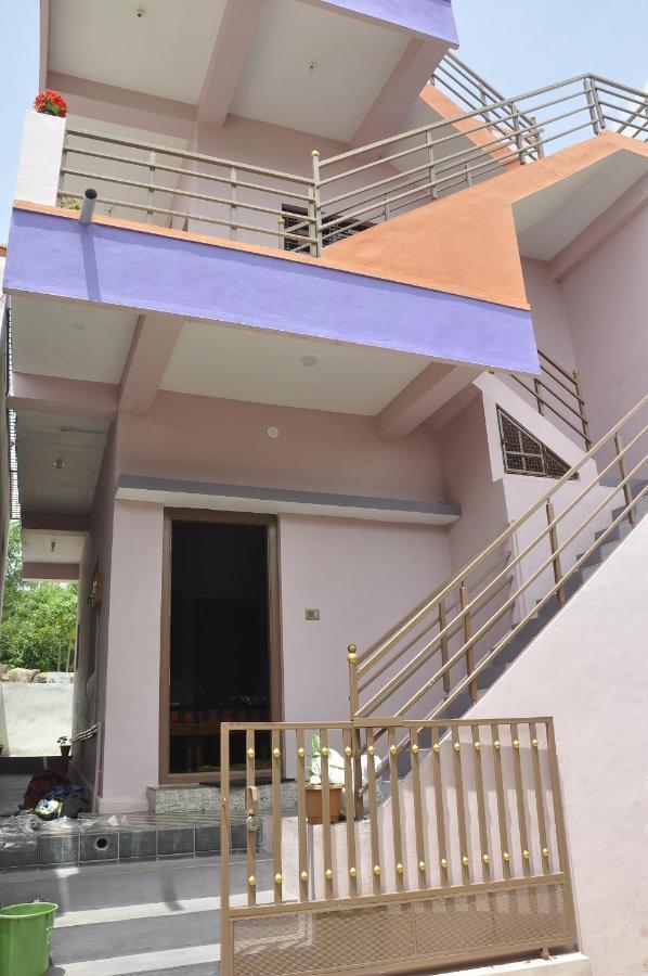 Classic Homestay Hampi Εξωτερικό φωτογραφία